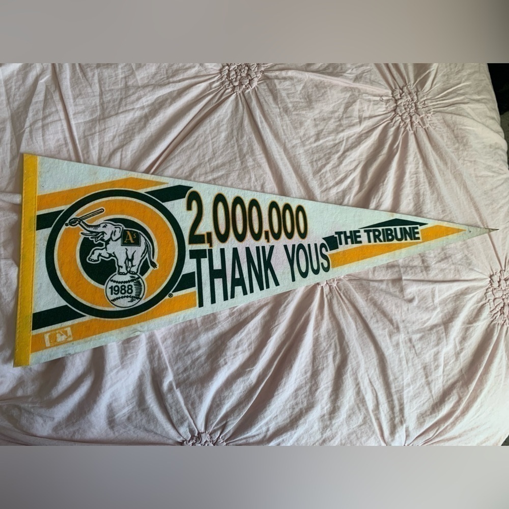 MLB Vintage Oakland A’s Tribune Fan Appreciation 1988 Special Edition Flag